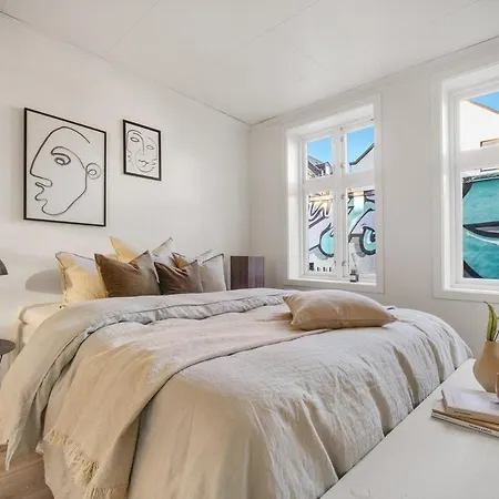 Cozy Hideaway With Private Balcony And Self Check In Leilighet Bergen Eksteriør bilde